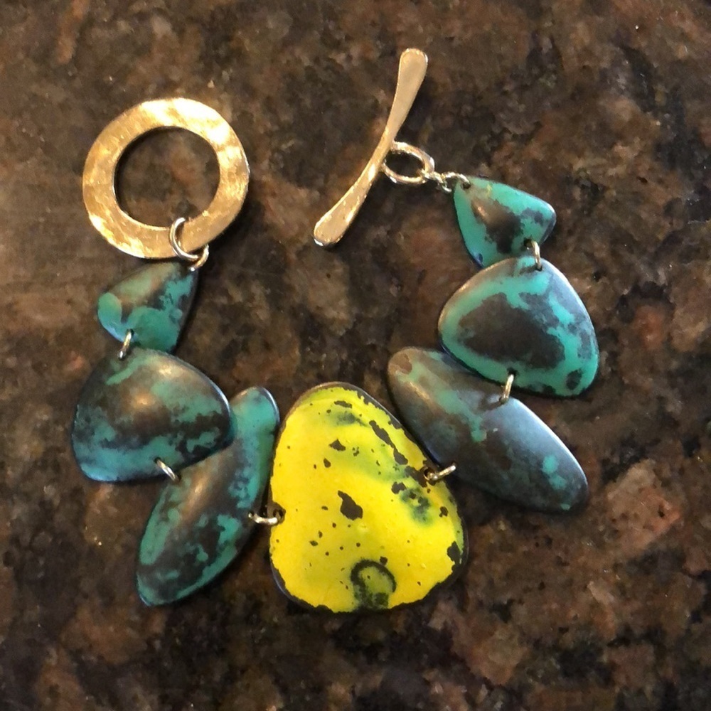 Green Metal Clasp Bracelet